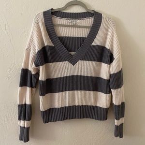 American Eagle Gray & White Striped V-Neck Knit Sweater